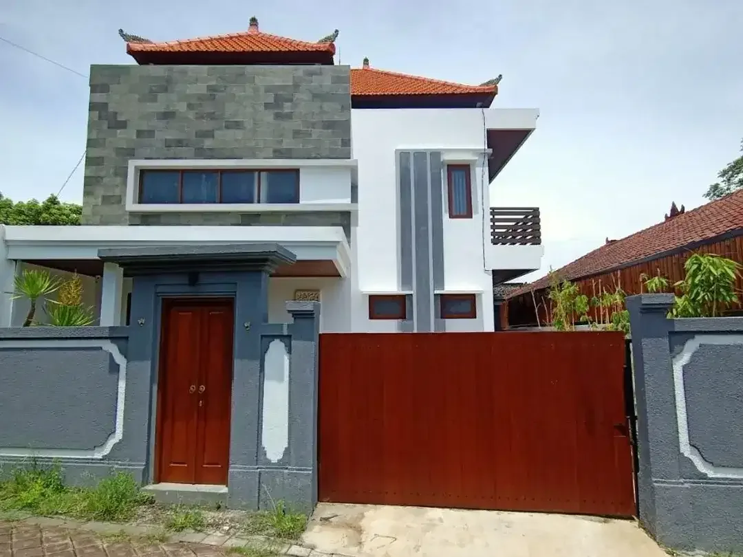 Rumah Semi Vila MURAH Dekat Pantai Geger Nusa Dua, JARANG ADA! - Image 1 of 10