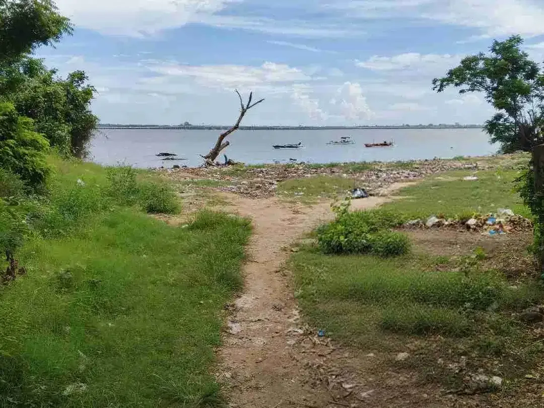 TANAH SELUAS 1200 M2 LOKASI KUTA - Image 5 of 6