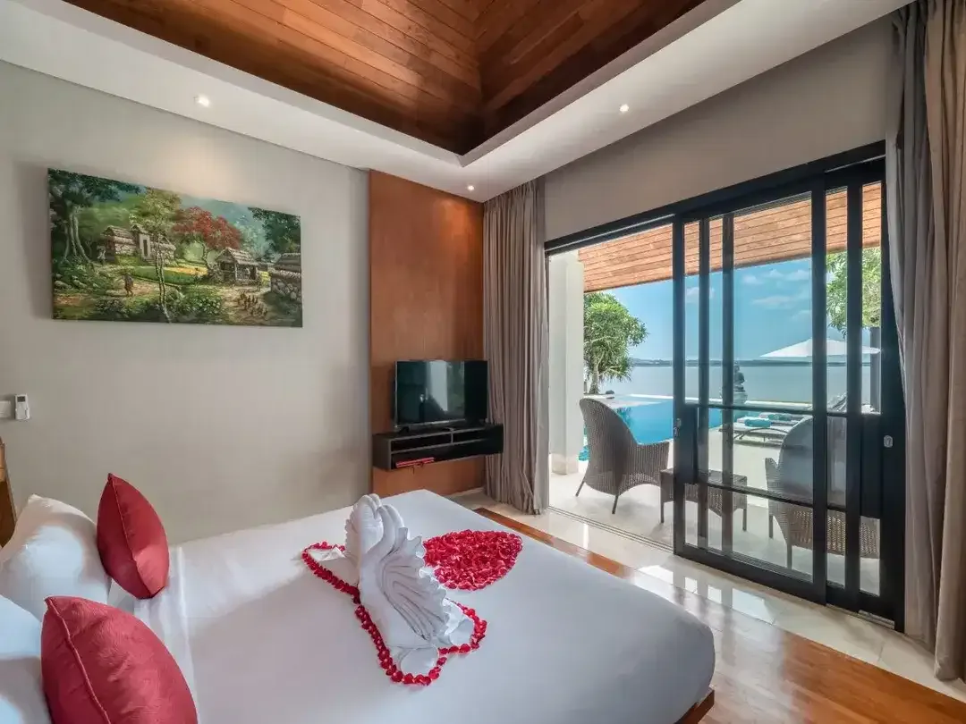 Dijual Cepat dan Disewakan Villa 2 Lantai Exclusive Hadap Pantai Pinggir Laut, Lokasi Strategis Wisata Badung Bali - Image 6 of 10