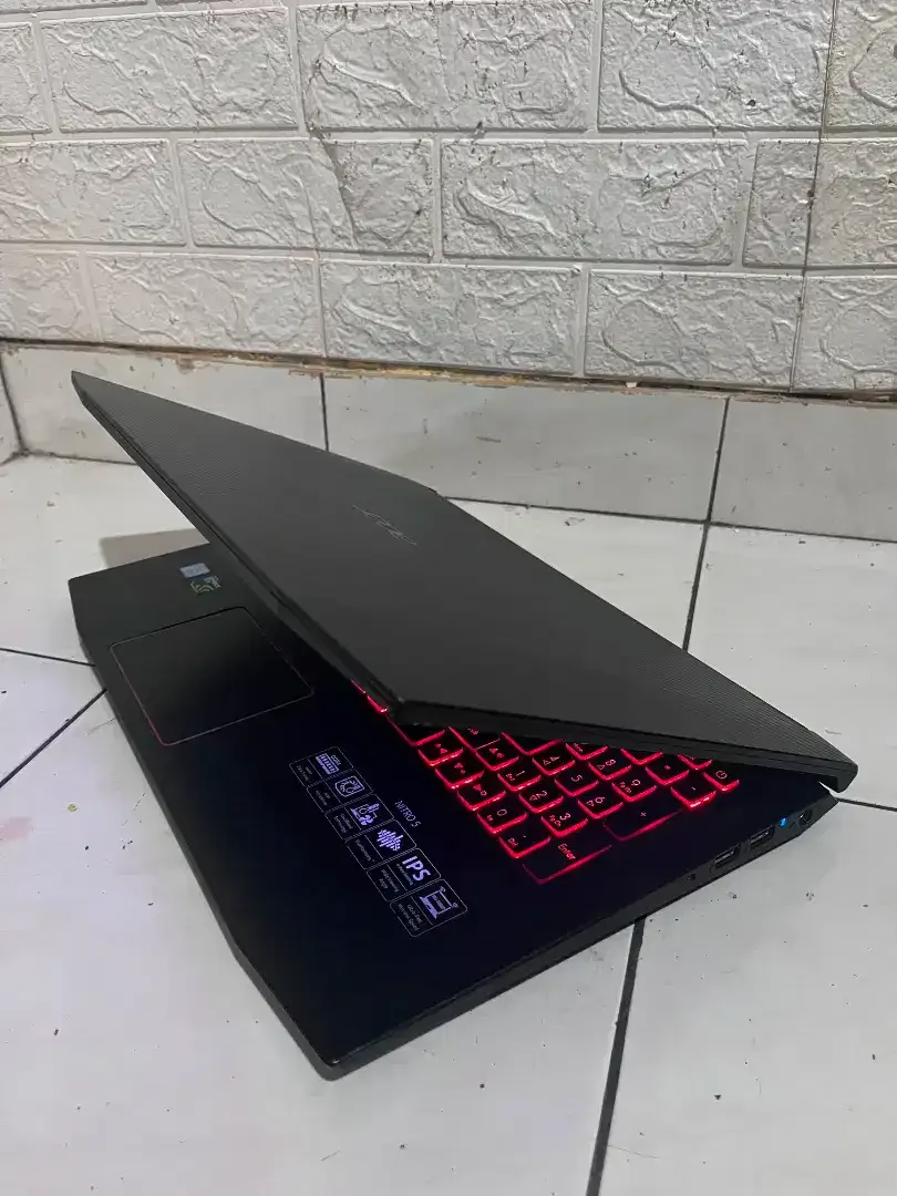 Dijual Acer Nitro 5 AN515 intel core i7-8750H(ram 16/ssd 128/HDD 1 tb) - Image 2 of 2