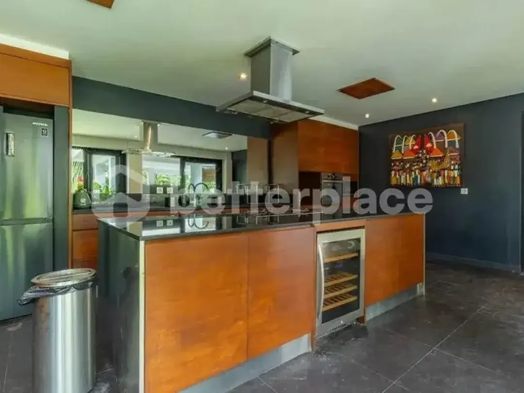 Rare Freehold Masterpiece in Tegalalang — A Six-Bedroom Jungle Retreat Set on 2,500 sqm of Land with Infinity Pool and Unmatched Investment Appeal - Image 10 of 10