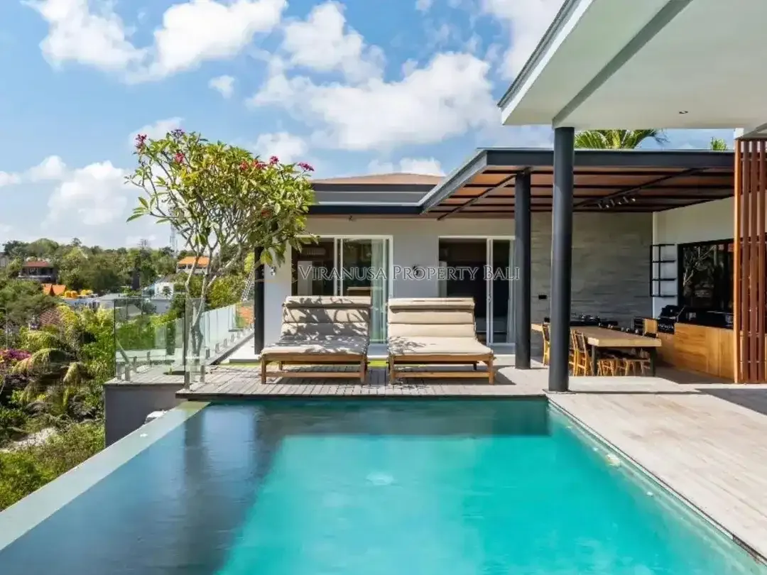 Villa Mewah dengan Jungle View - Pecatu, Uluwatu, Bali - Image 1 of 10