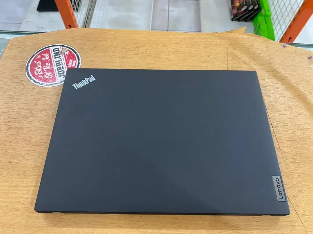 Lenovo ThinkPad T14S G3 Ryzen 5 PRO 6650U Ram 16GB SSD 512GB SlimMulus - Image 7 of 10