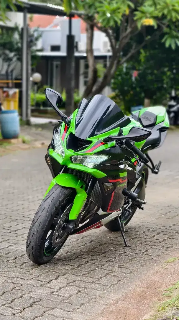 kawasaki zx6r 2021 green KRT iconic full mulus no minus - Image 7 of 10