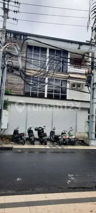 Hot List Termurah Di Kelasnya Di Jual Ruko Lokasi Camplung Tanduk Seminyak Kuta Badung - Image 1 of 4