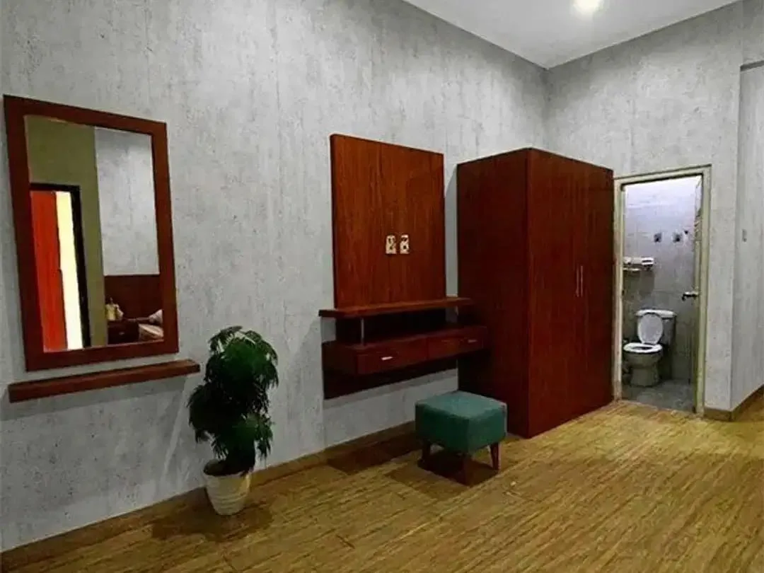 (AMR-047.SCO)  Home Studio 1-Br Eksklusif di Renon - Full Furnished & Siap Huni - Image 5 of 10