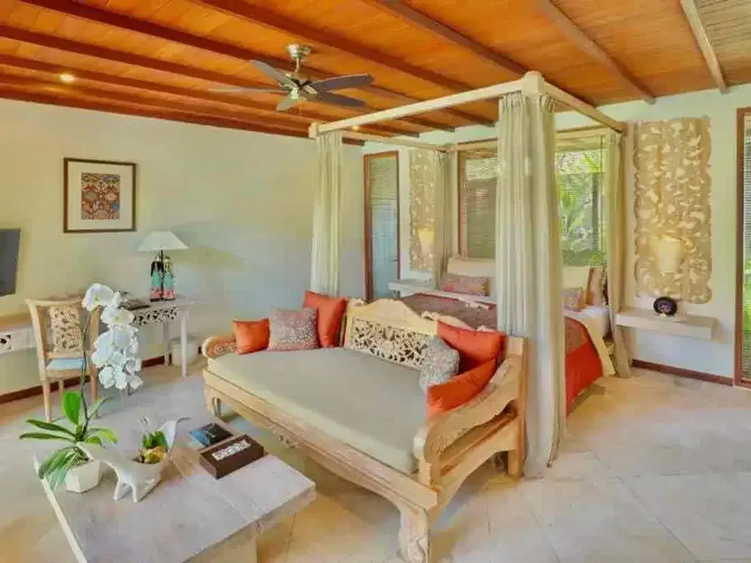 for sale 1 unit villa royal purnama beachfront villa - Image 4 of 10