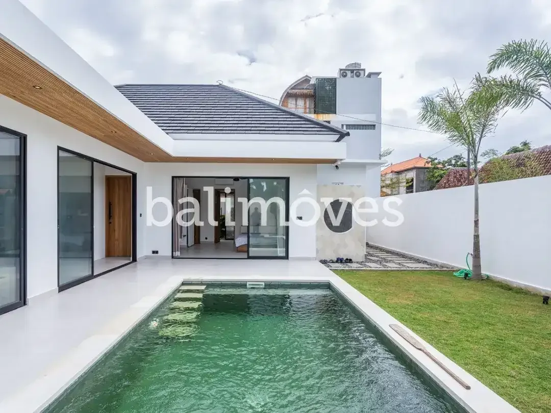 Vila Baru Dua Kamar Tidur Bergaya Tropis Modern di Sanur - Image 6 of 10
