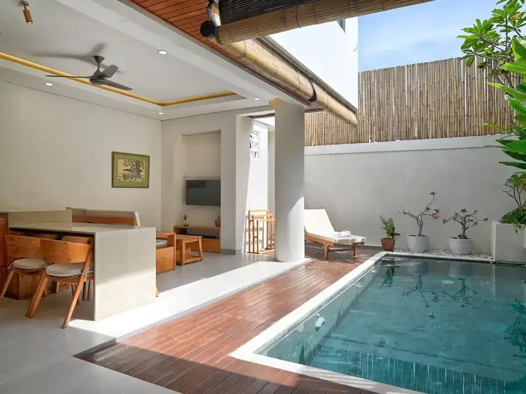 For Sale or Rent:  Exclusive Villa – View Panorama - Image 4 of 10
