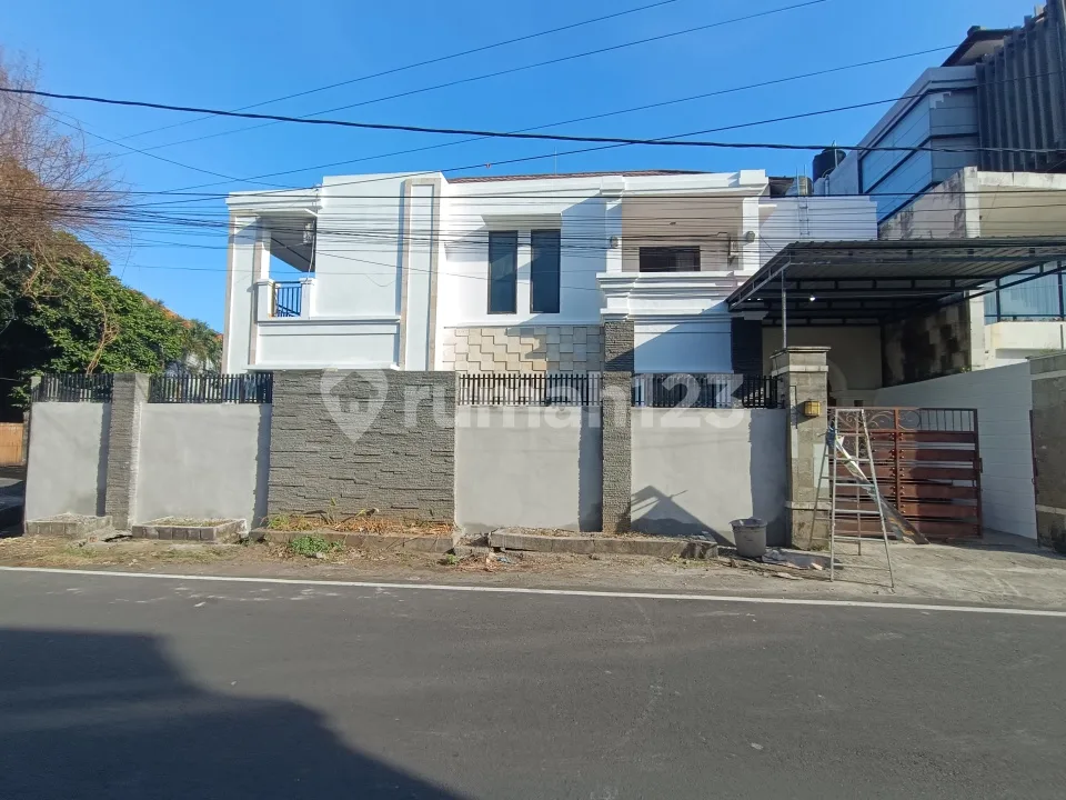 Rumah 2 Lantai Super Luas Siap Huni Renon Denapsar Bali - Image 2 of 4
