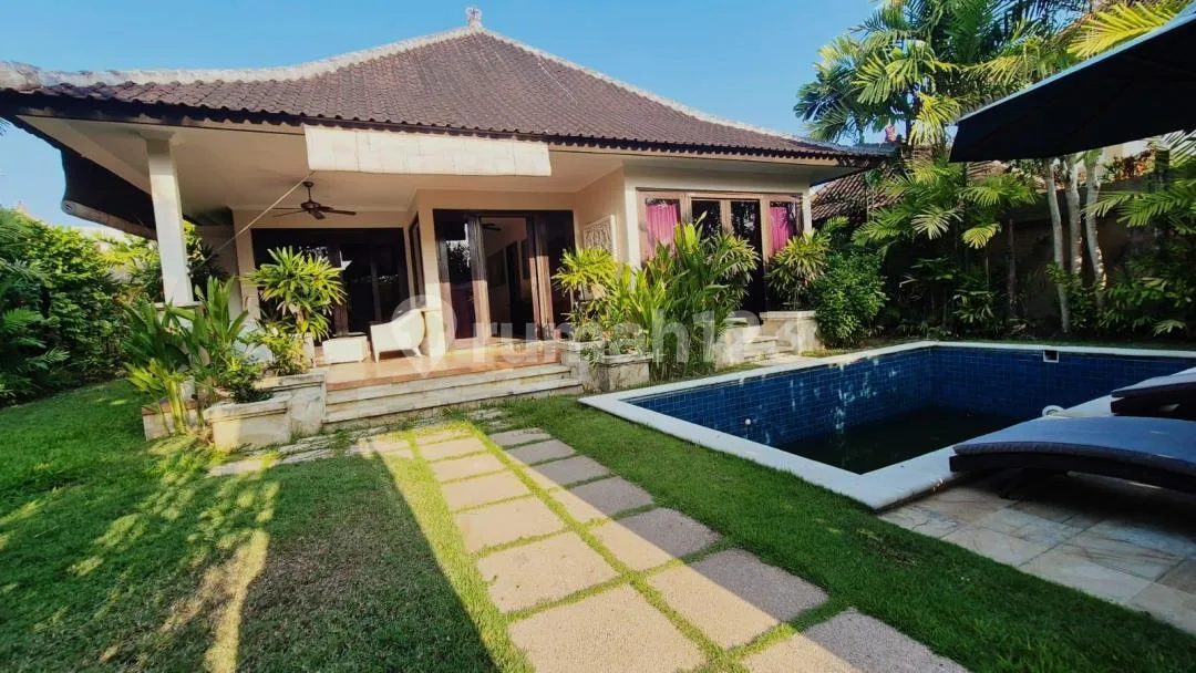 2Br Villa Beachside Sanur Area, Yearly Rental [Sbp 1629] - Image 1 of 4