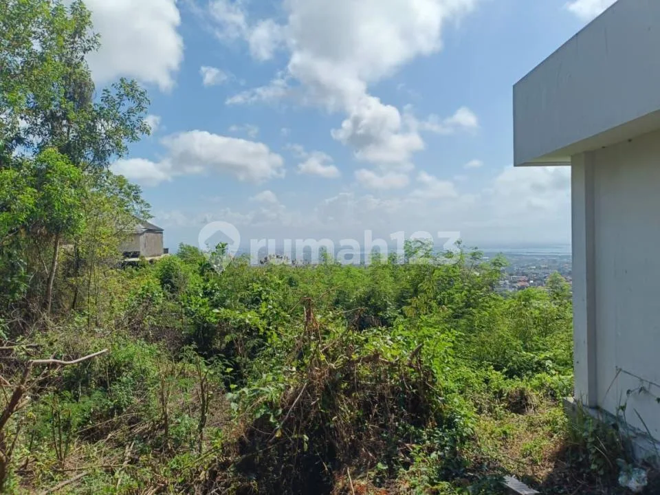 Dijual - Tanah Menarik dengan Pemandangan Laut yang Indah di Jimbaran, Ideal untuk Villa, Rumah Maupun Investasi, Dekat dengan Garuda Wisnu Kencana - Image 3 of 4
