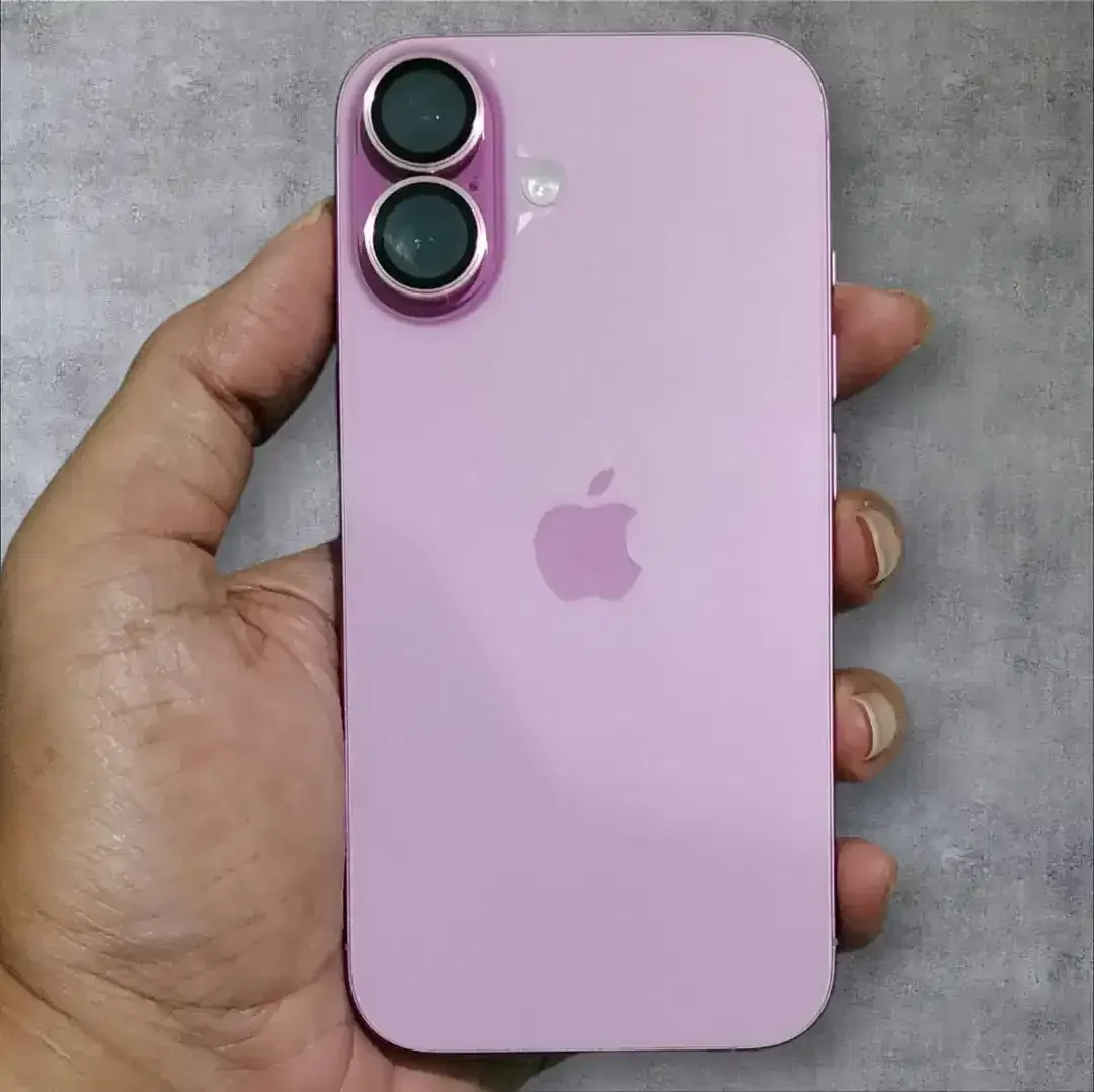 Iphone 16 128 GB ibox Garansi On - Image 1 of 3