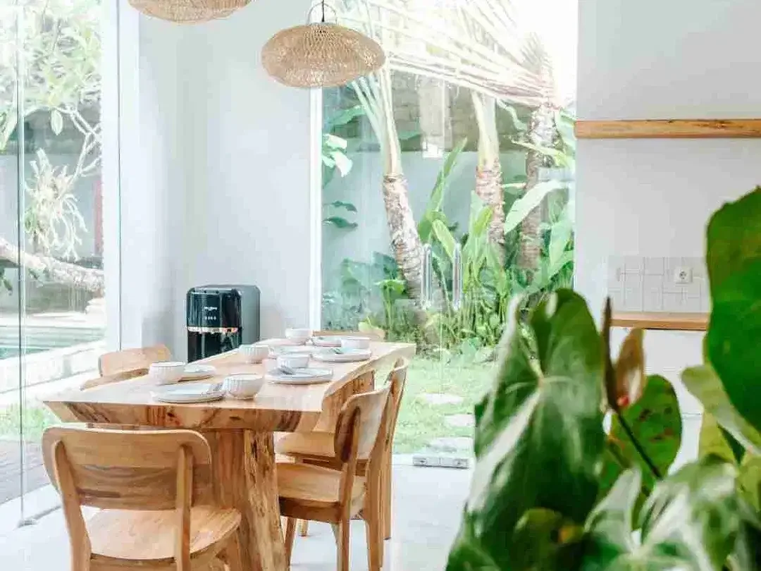 DISEWAKAN VILLA BAGUS DAN LUAS SEKALI STRATEGIS DI TIBUBENENG, CANGGU, BALI - Image 10 of 10