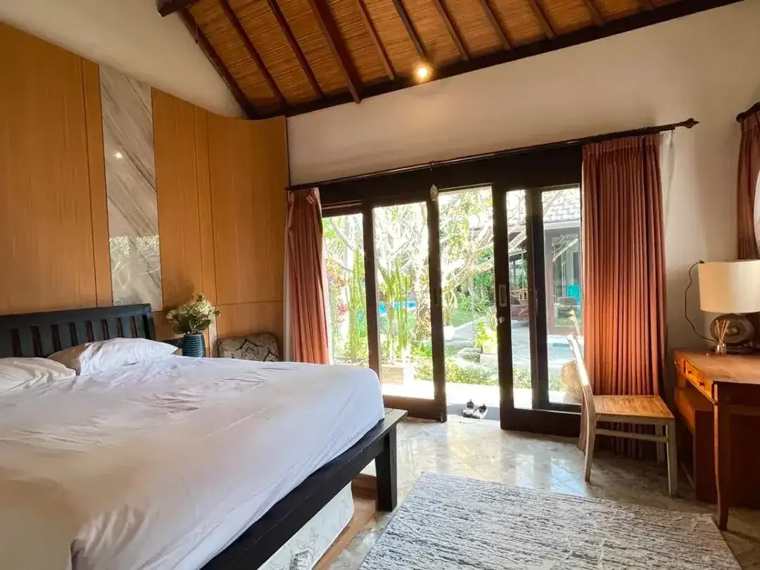 TROPICAL LUXURY VILLA IN UMALAS KEROBOKAN - Image 9 of 10