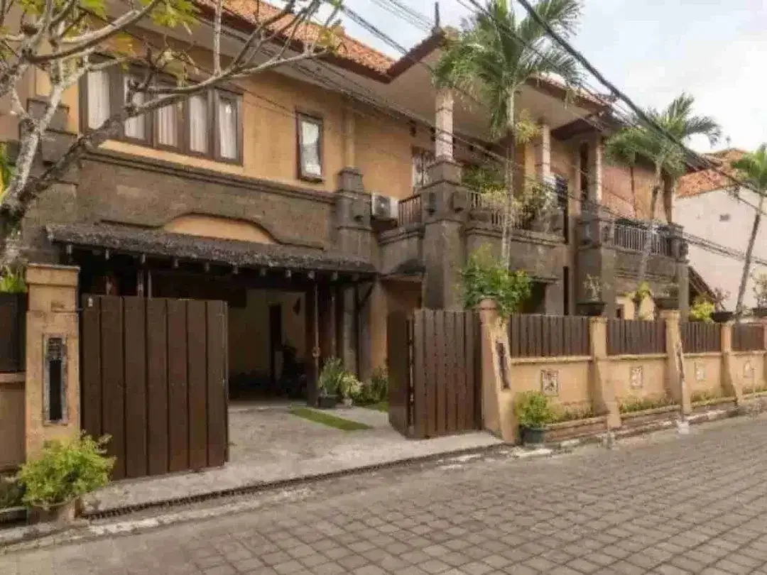 Villa cozy lokasi prime petitenget seminyak bali - Image 1 of 10