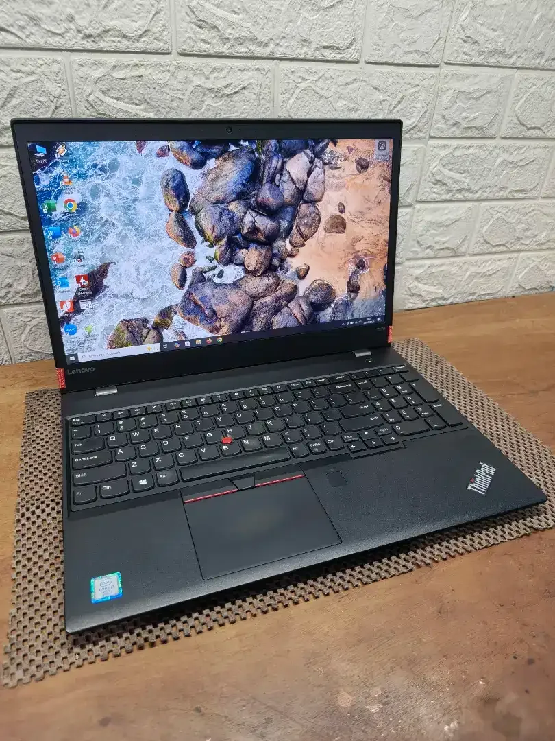 Lenovo Thinkpad T570 intel Core i7 Gen-6 (8/256gb) 15,6 inch SLIM - Image 1 of 2