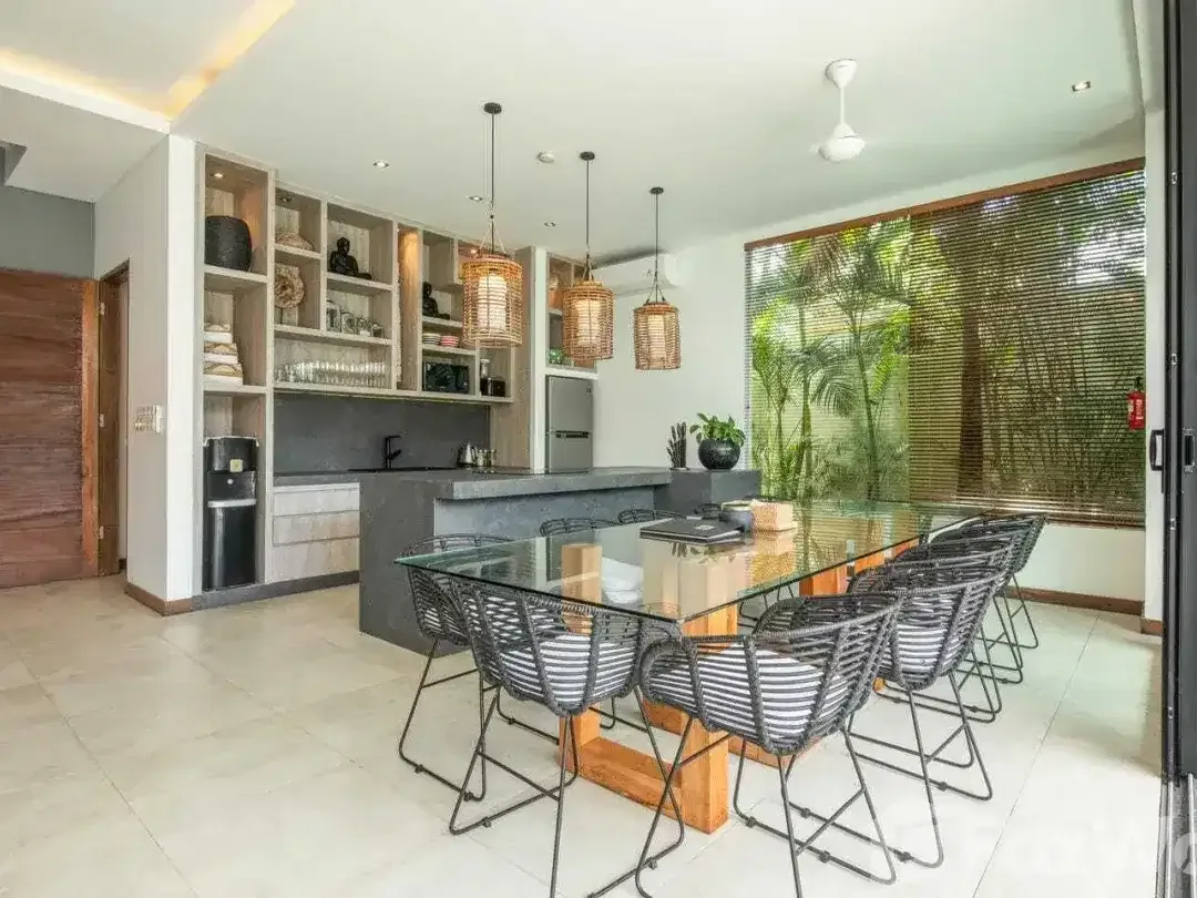 5 Bedroom Villa for sale in Berawa, Bali - Image 3 of 10