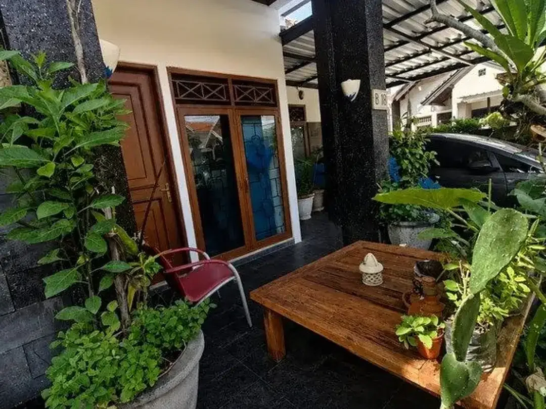Rumah Hook 2 Lantai dengan 3 Kamar Tidur Disewakan di Sidakarya - Image 5 of 6