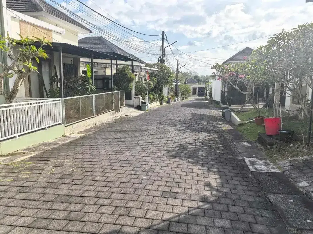 DIJUAL RUMAH FULL FURNISHED DI RODEO HILLS UNGASAN - Image 2 of 10