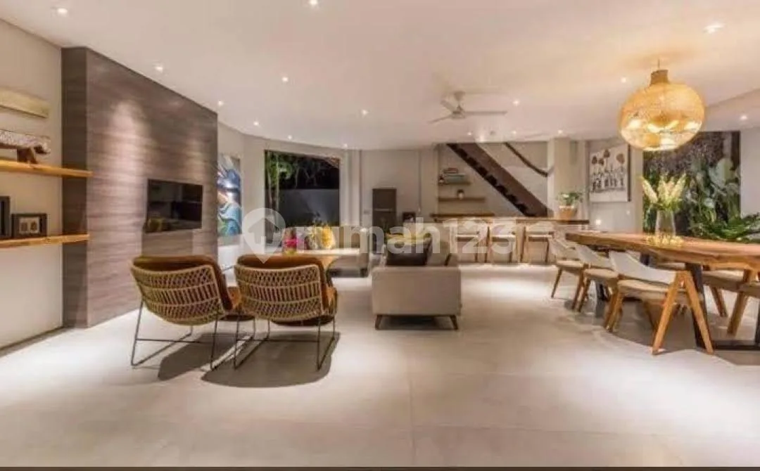 Dijual Luxury Villa di Taman Mumbul, Kuta Selatan, Badung - Image 3 of 4