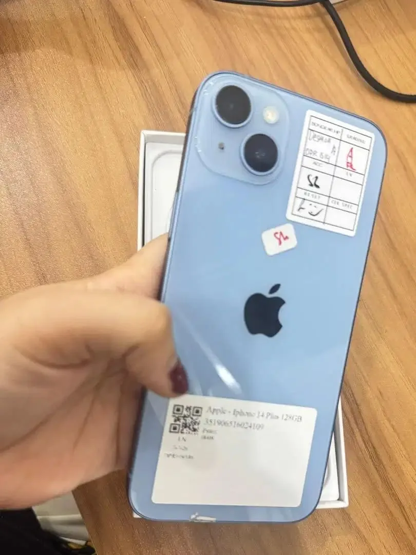 Iphone 14 plus inter istimewa 128gb - Image 3 of 4