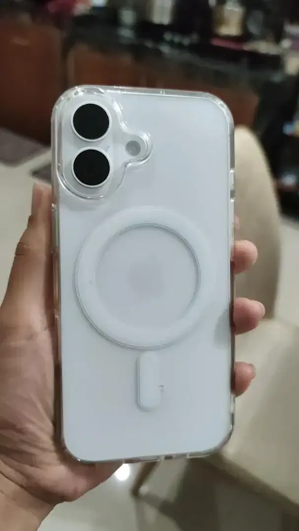 WTS iphone 17 256 white - Image 1 of 2