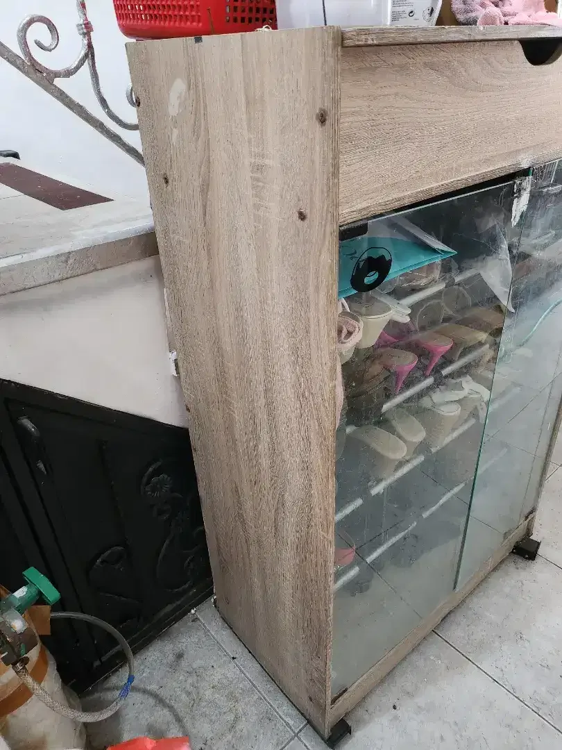 Dijual Lemari Sepatu ,Kondisi Bekas - Image 2 of 4