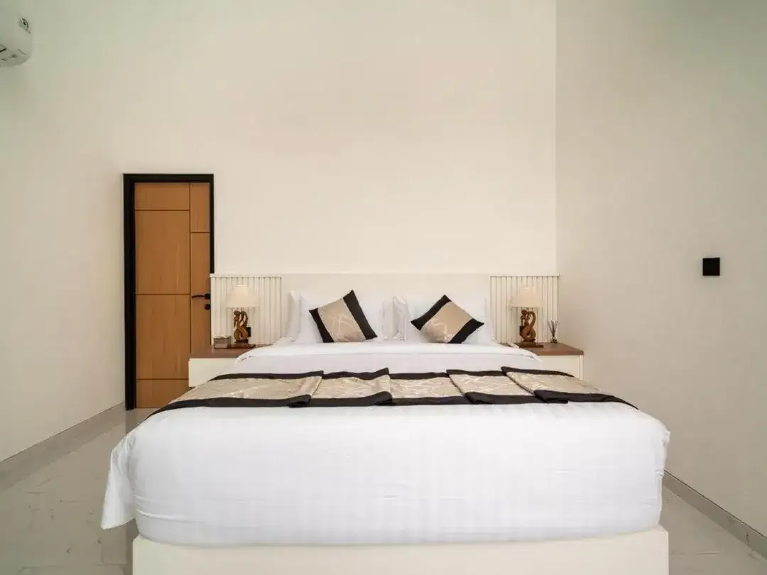 DIJUAL VILLA BRAND NEW MODERN PERING - Image 9 of 10