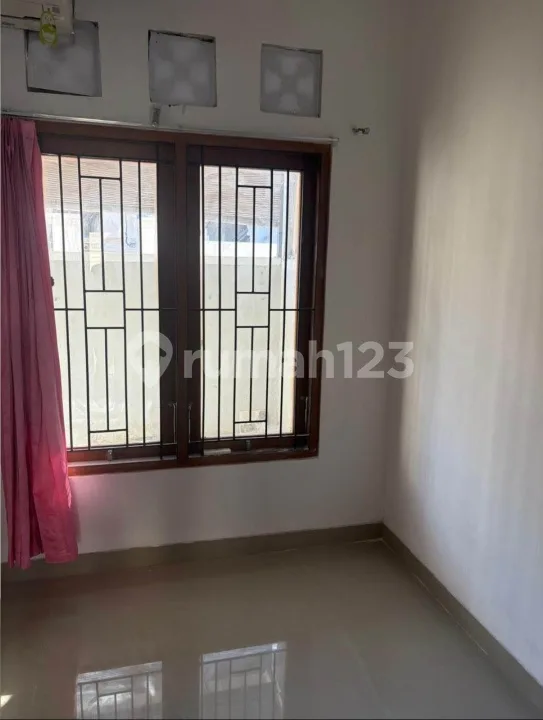 Rumah Minimalis Cocok untuk Keluarga Kecil di Pulau Saelus Dekat ke Rumah Sakit Sanglah Sesetan dan Pintu - Image 4 of 4