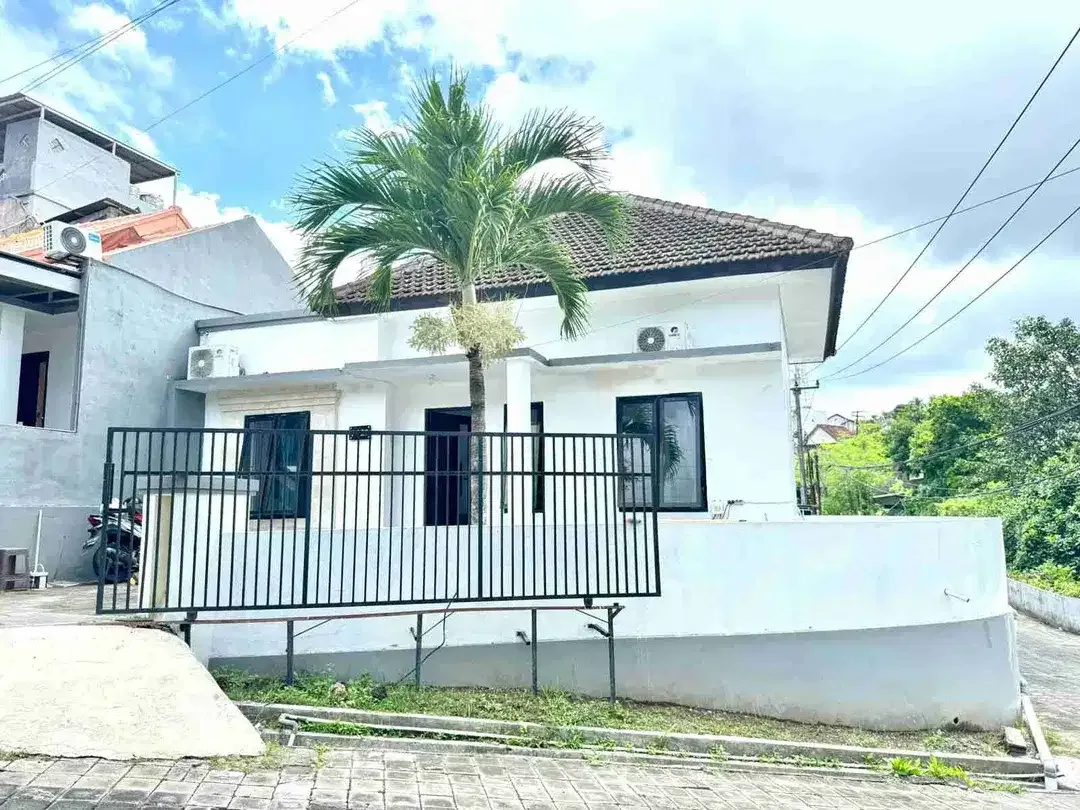 DIJUAL RUMAH ONE GATE POSISI HOOK DI JIMBARAN DB - Image 1 of 8