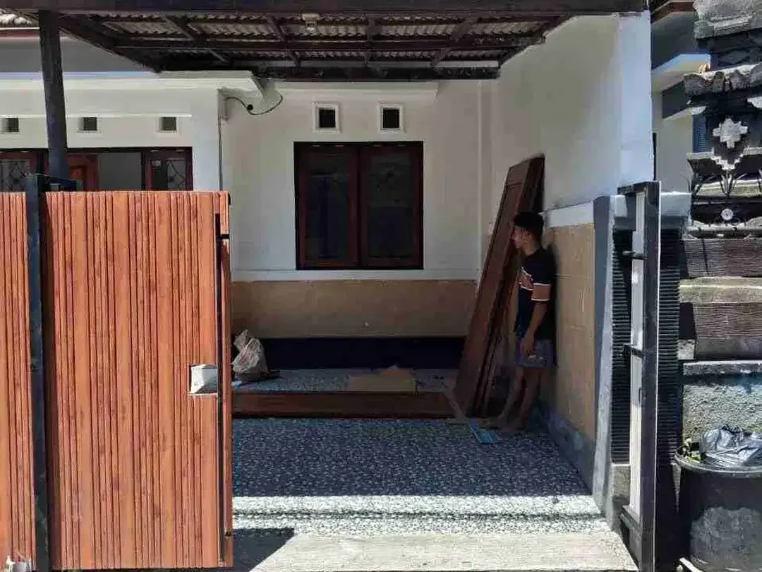 Jual Rumah 1lt Lokasi Jl Raya Pemogan Denpasar Selatan area Hunian dekat Badara & Pantai - Image 2 of 10