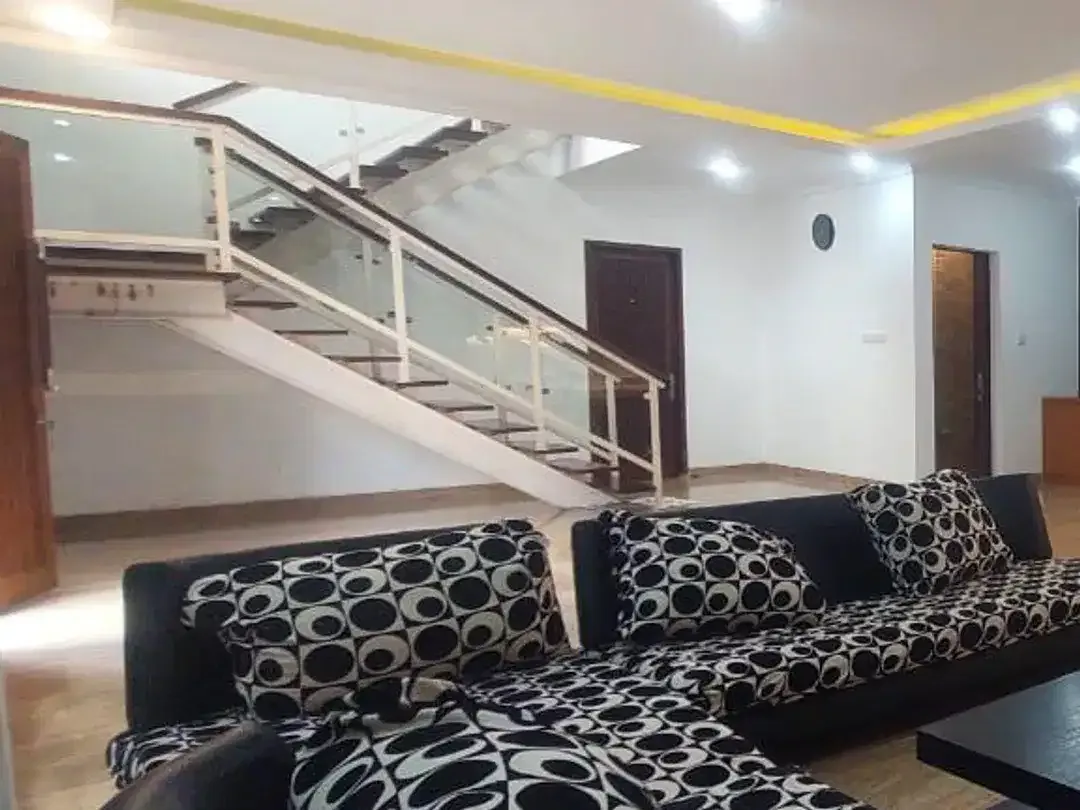 DIJUAL RUMAH MEWAH FULL FURNISHED PESANGGARAN BALI - Image 2 of 4