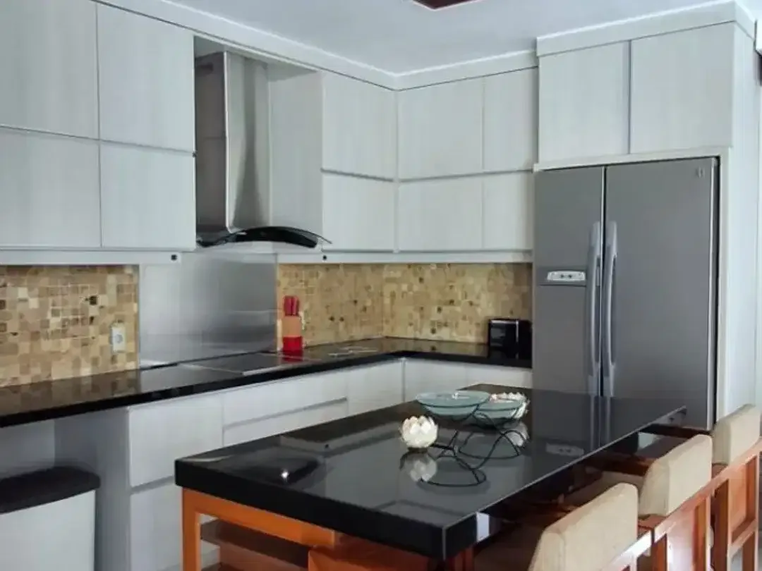 Disewakan Villa 3 BR Walk- In ke Kedonganan-Jimbaran - Image 8 of 10