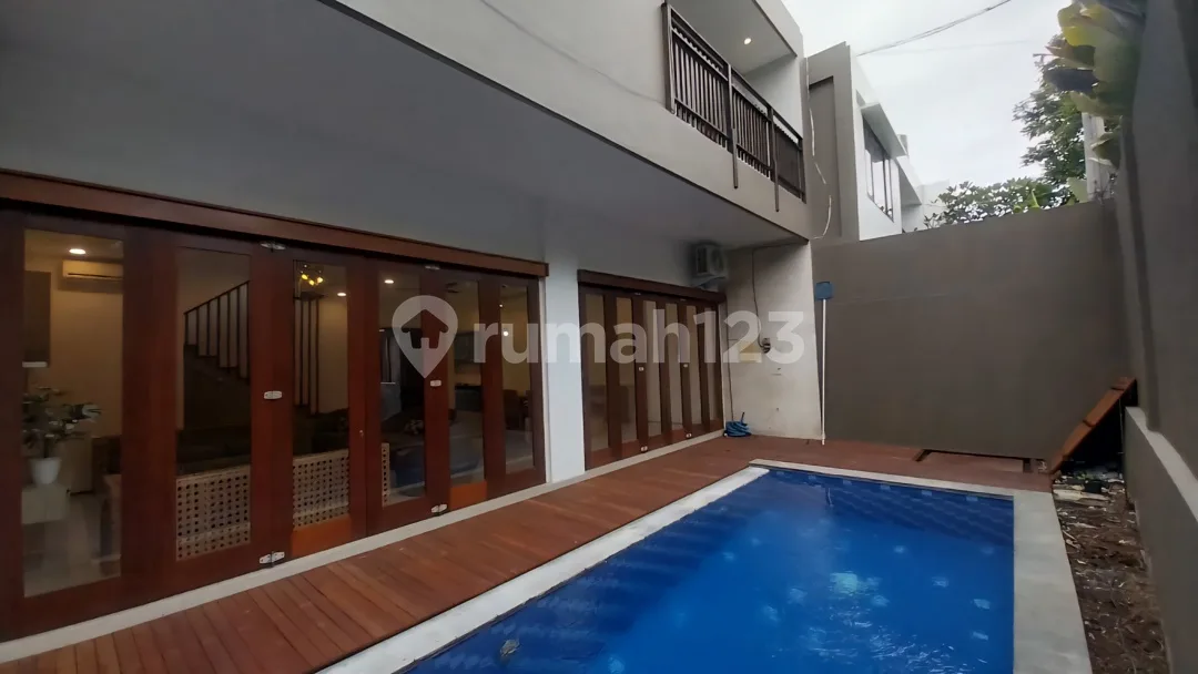 Villa Cantik 2 Kamar di Umalas Lokasi di Komplex Elit - Image 1 of 4