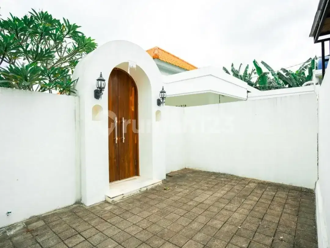 Villa Brand Lantai 1 Area Babakan Canggu Bali - Image 2 of 10