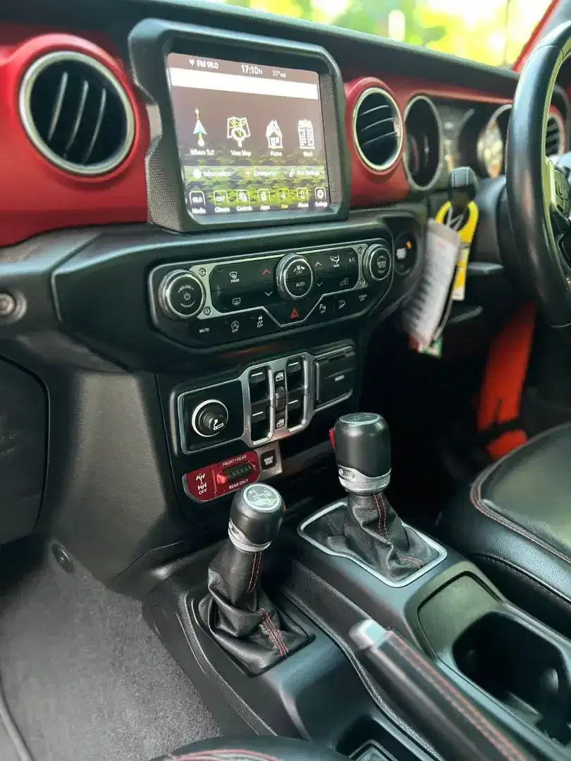 Jeep Rubicon JL 2020 Low KM 20rban - Image 6 of 9