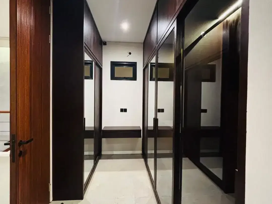 Dijual Villa Modern 2 Lantai Dengan 2 Kamar Tidur Di Area Umalas - Image 10 of 10