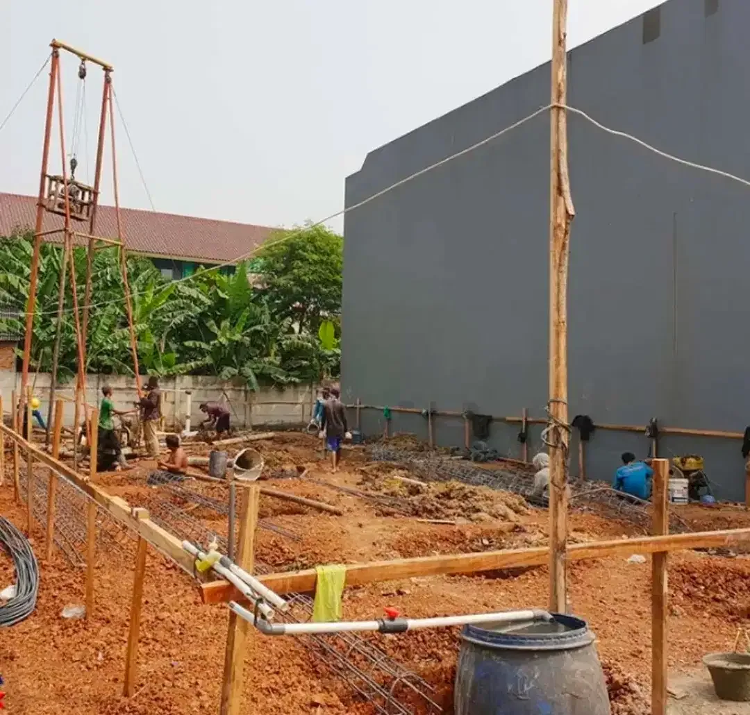 Dicari tukang bangunan dan peladen - Image 1 of 1