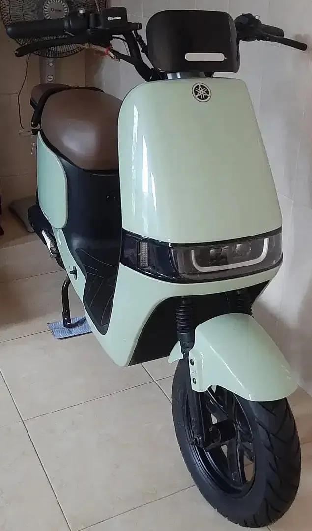 Sepeda listrik viar c3x hadiah kantor - Image 1 of 3