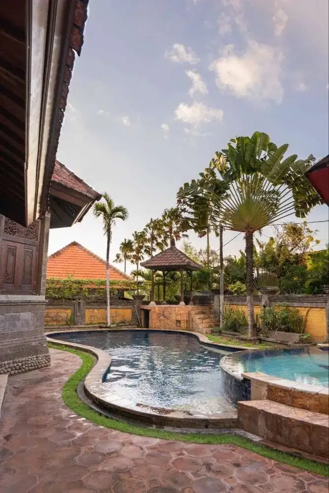 TANAH BONUS VILLA LINGKUNGAN ELITE KEROBOKAN - Image 3 of 7