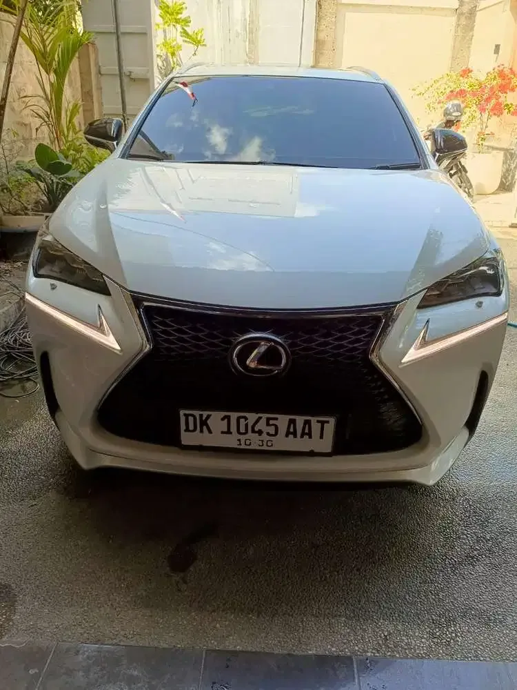 Lexus NX200t 2016 Bensin - Image 2 of 10