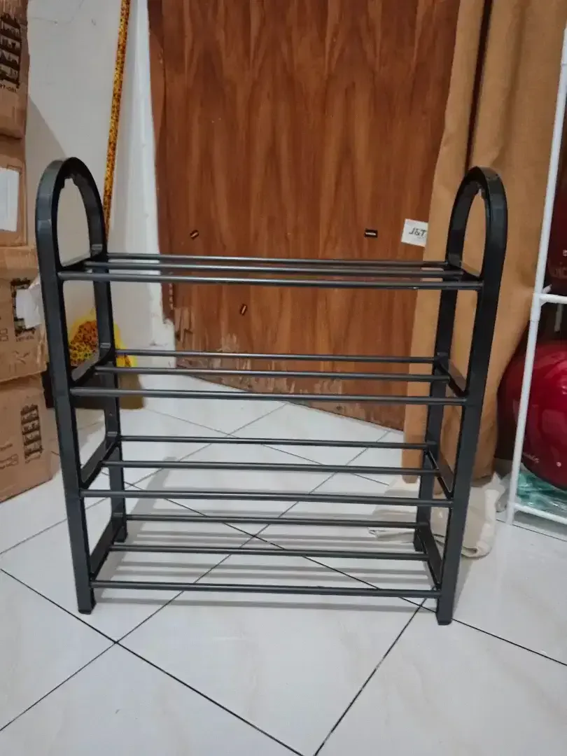 BARU-Rak Sepatu Sandal Bahan Plastik 4susun Warna Hitam Uk.52x18x60cm - Image 1 of 4