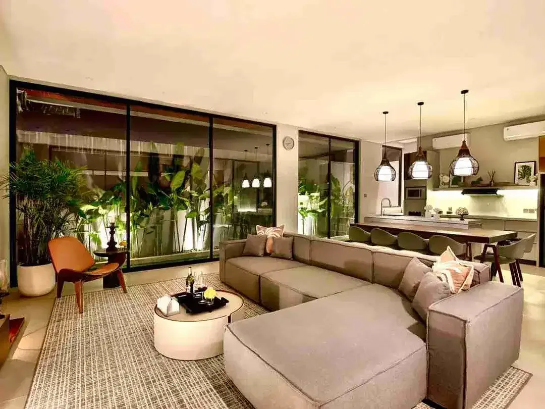 VILLA LANTAI II TUMBAKBAYUH UTARA CEPAKA SELINGSING DEKAT KE CANGGU PERERENAN DLL - Image 4 of 10