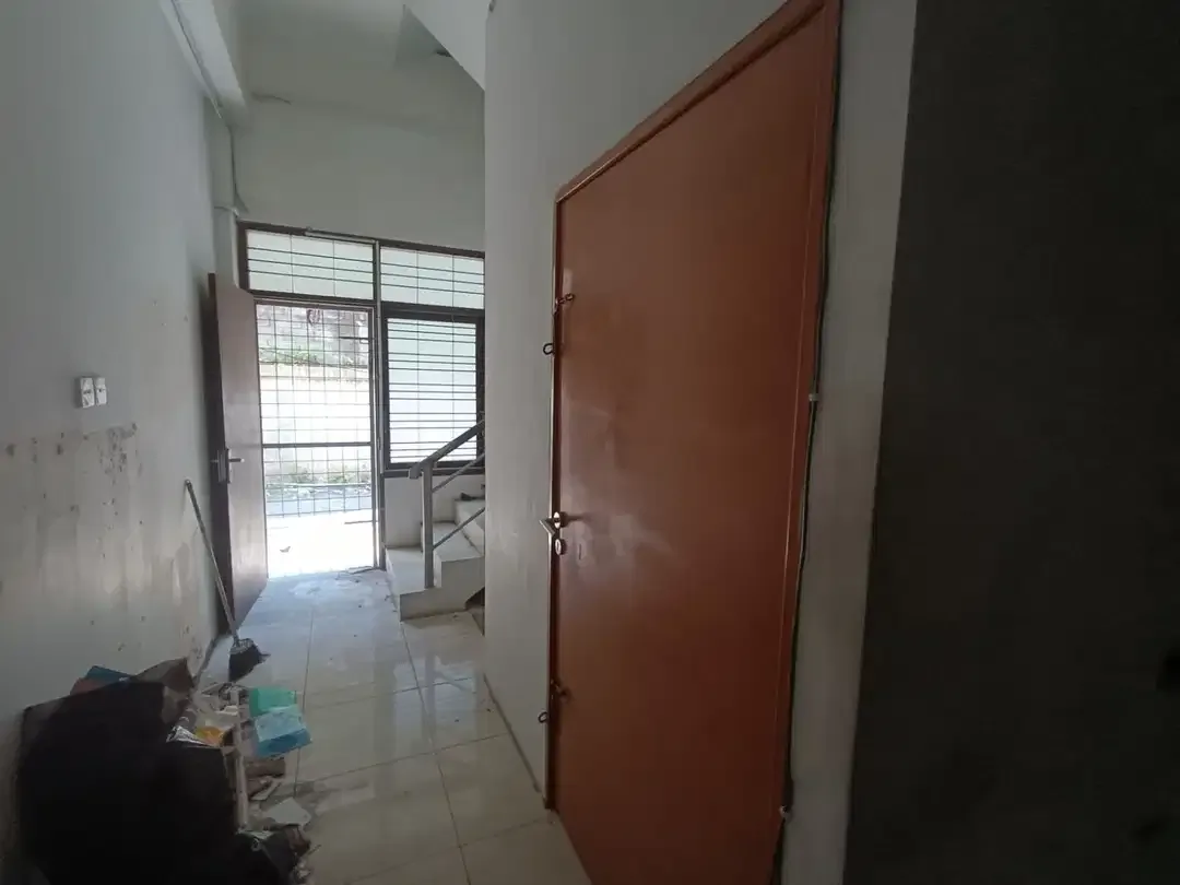 RUKO DIJUAL/DISEWAKAN – LOKASI STRATEGIS DI RENON, DENPASAR - Image 2 of 7