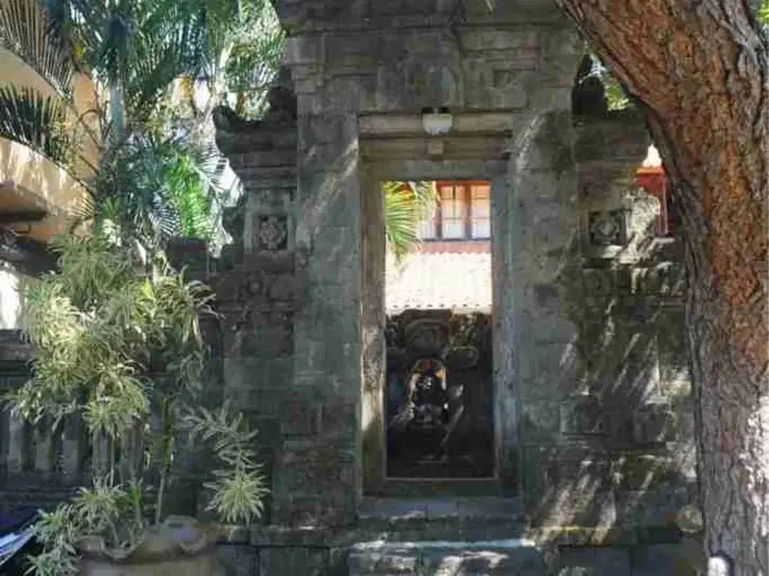 Villa Mewah Gaya Klasik Bali di Sanur, Bisa Jalan Kaki ke Pantai - Image 5 of 10