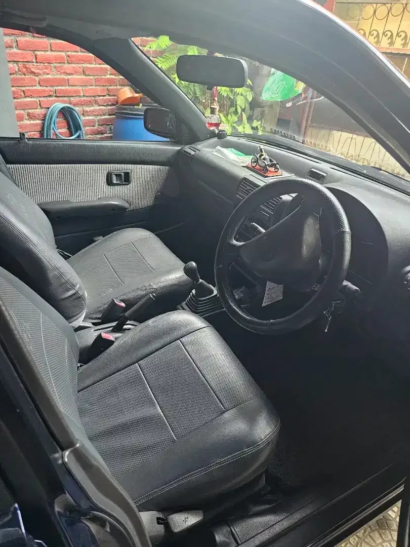 Toyota Starlet 1.3 SE Tahun 1995 Istimewa - Image 4 of 10