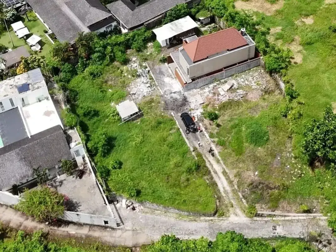 Dijual tanah bonus 1 villa di area pererenan canggu komplek villa - Image 5 of 8