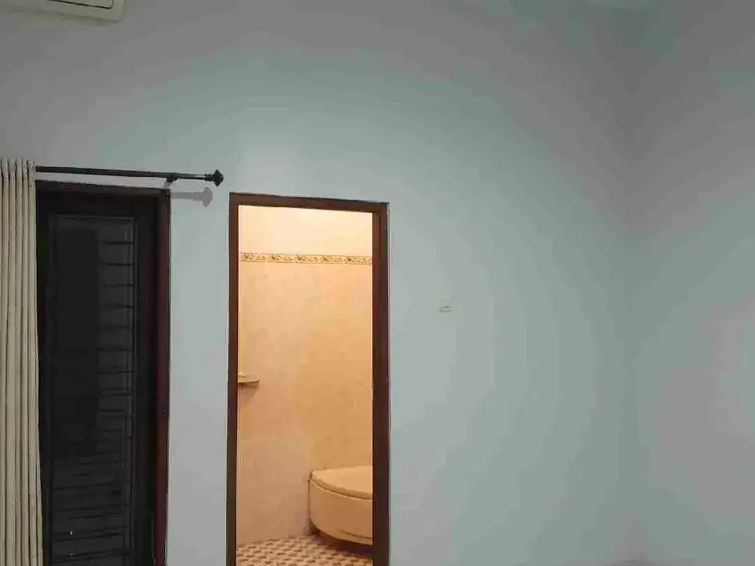 Rumah nyaman Renon tk Badung - Image 5 of 6