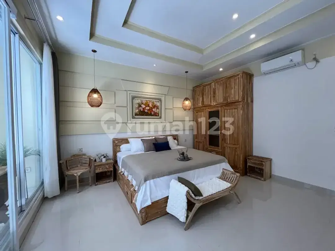 Private Luxury Villa dengan Private Pool & One Gate System Sanur - Image 8 of 10